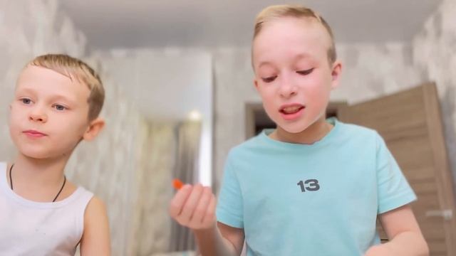 Кто Лучше НАРИСУЕТ Челендж ! смотреть онлайн