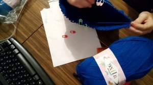 ВЯЖЕМ ШТАНИШКИ ДЛЯ НОВОРОЖДЁННОГО МК 1 ЧАСТЬ...