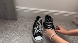 ⭐️Tutorial КАК￼ СДЕЛАТЬ ЗВЕЗДУ ИЗ ШНУРКОВ НА CONVERSE⭐️ #likef