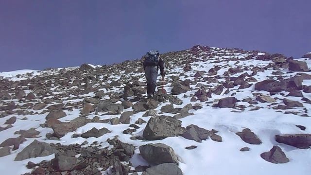 Восхождение на Джаниикту 3922 м. Ирбисту 3967 м. Май 2016. смотреть онлайн