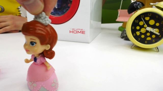 Видео про игры для детей. Детский сад для игрушек. Принцесса София узнала что Эмбер заболела. смотреть онлайн