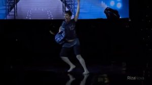 Million jamoasi - Kiyimlar taqdimoti