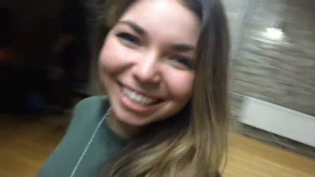 Гоняем шары с друзьями :D смотреть онлайн