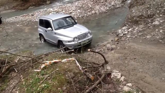 Брод на реке Бзыч(приток р.Шахе)