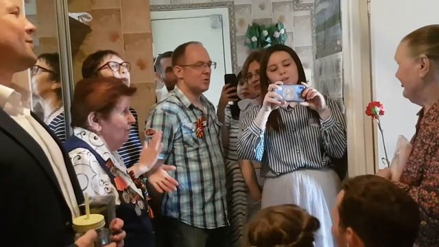 Поздравление ветеранов 09.05.2019(8)