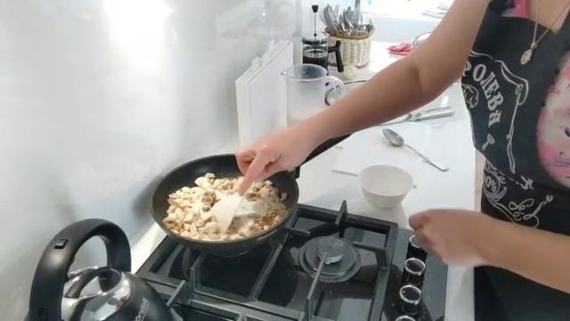 Встали с петухами, я на кухню - Сергей во двор/ Зря расстроилась ☺️ смотреть онлайн