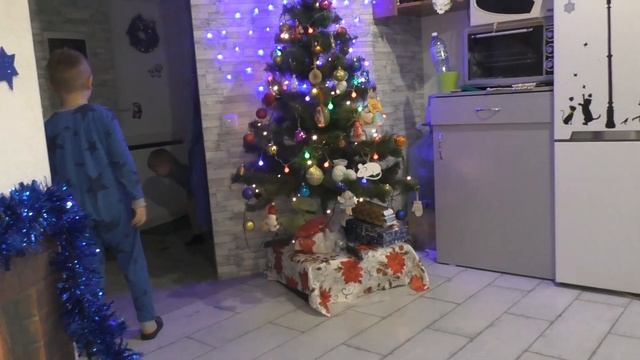 VLOG Зробили м'які (штучні) сніжки для гри вдома | ВЛОГ Поиграли в снежки дома | DIY | Babasiky