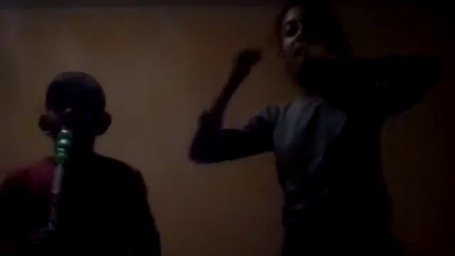 клиповете на Ани и ангел