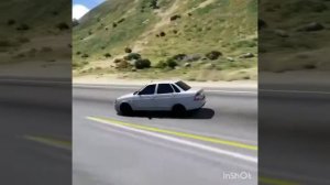 песня -Моя любовь к тебе чиста,я просто верю в чудеса.