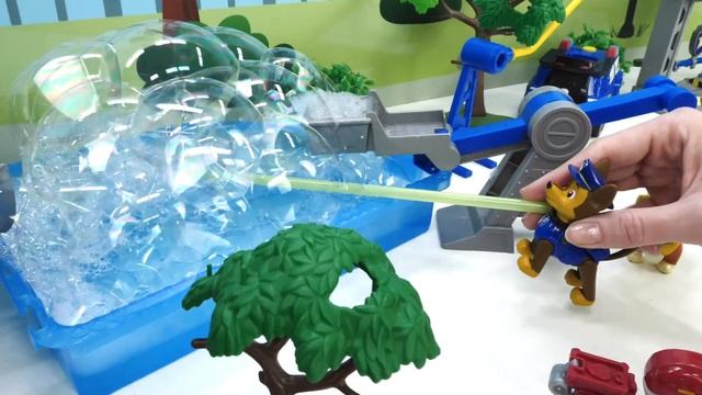 Щенячий патруль В ПЕНЕ - Машины сказки онлайн - Видео с игрушками из мультфильмов смотреть онлайн