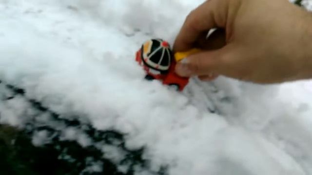 Roy from the cartoon Roboсar Poli cleans the snow  Children's videos