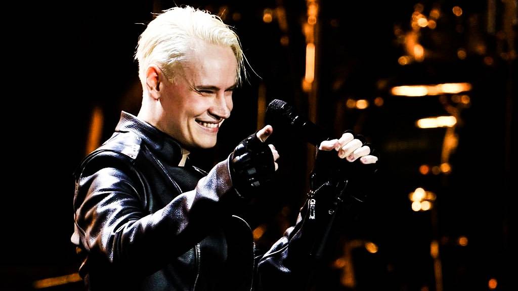 SHAMAN - Танцы На Стёклах (Премьера Клипа 2025) Unofficial Clip.Remastered. смотреть онлайн