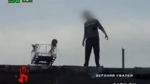 Мужчина в приступе белой горячки