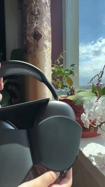 Обзор / Review AIR PODS MAX 😍Лазерная гравировка / laser engraving #revie смотреть онлайн