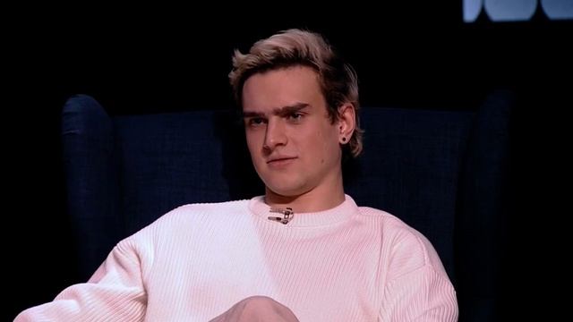 АЛЕКСАНДРА ТРУСОВА И МАКАР ИГНАТОВ - О ЗНАКОМСТВЕ И СЕ?