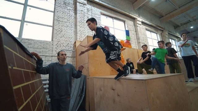 Паркур в WowSport, в Петербурге смотреть онлайн