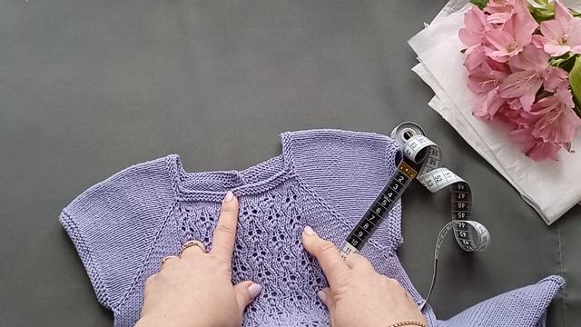 Платье спицами для девочки/ Вязаное платье смотреть онлайн