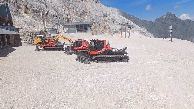 Zugspitzeplatt Gletscher Цугшпитце #andreasdamm #горы #bergen #Zugspitzeplatt #gletscher #Цугшпитце