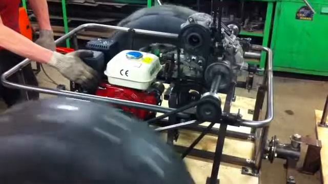 Первый запуск второй серии пневмохода смотреть онлайн