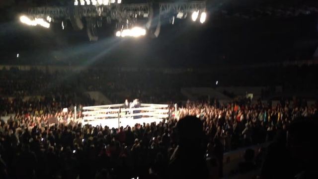 WWE Raw in Moscow 26.04.2013 - выход Роуд Сколарс и Панкозавры смотреть онлайн