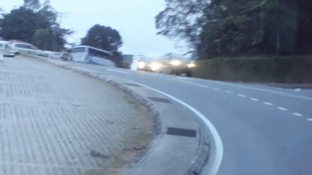 дорога напротив Kinabalu Park (Malaysia)
