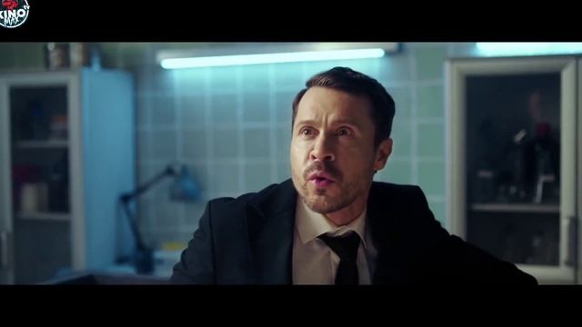 Востребованный и избалованный актер в один момент теряет все. смотреть онлайн