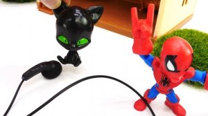 Детский сад Капуки Кануки - игрушки Супергерои.