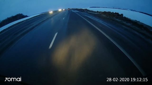 Пьяная баба на дороге. смотреть онлайн