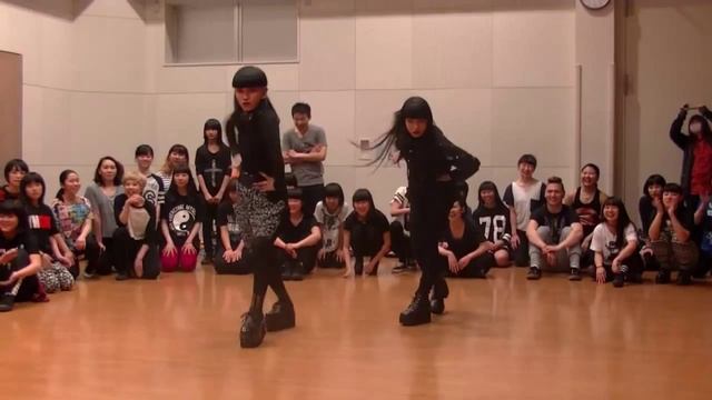 Девушки танцуют смотреть онлайн