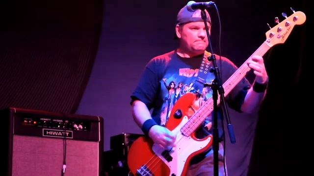 02 ПРОХОЖИЙ Я пьян смотреть онлайн