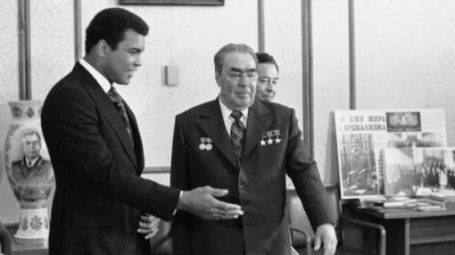 Редкие фотографии знаменитых личностей. Часть 12 смотреть онлайн