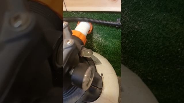 Бассейн качество воды , сброс давления в фильтрационным насосе .mp4