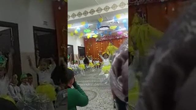 куз майрамы балабакчада 4 нояб. 2022 жыл(4)