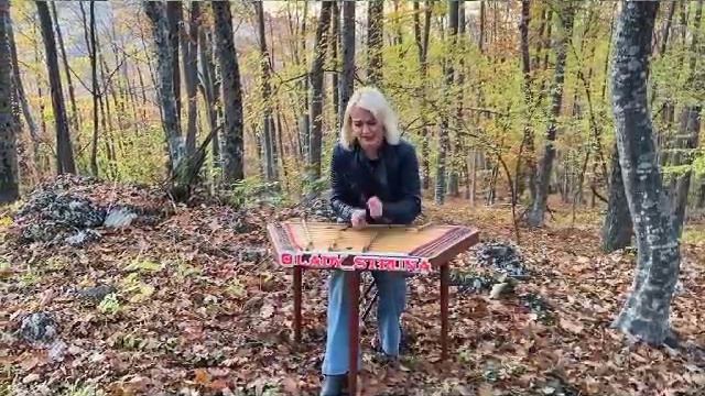 прост красивая музыка .mp4 смотреть онлайн