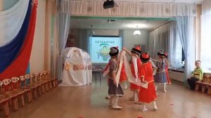 Танец -приветствие с хадаками, МБДОУ 65, подготовительная группа N6