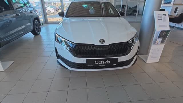 Skoda Octavia Combi Sportline 2025 обзор смотреть онлайн