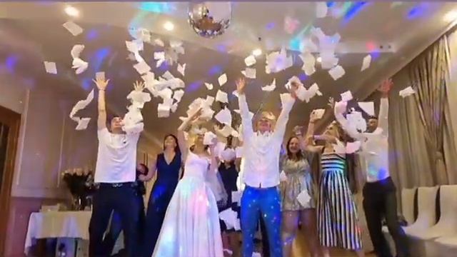 Крутые молодые! Ведущая ярких событий Жанна Буле #смотрим #ведущаянасвадьбу #танцы