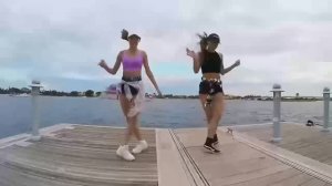 КРАСИВО ТАНЦУЮТ