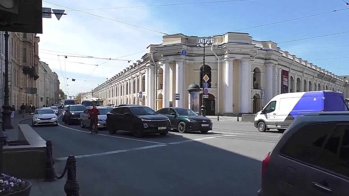 Садовая, Сенная, Гривцова, Мойка и прочее. Фрагменты. Петербург. 16.05.25. смотреть онлайн