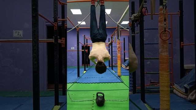 ГимнАсТиКа 1 Вверх Ногами 25.12.24 Гравитационные Ботинки смотреть онлайн