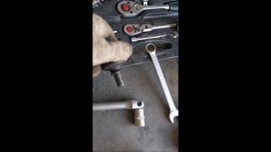 #toyotawish меняю линки стабилизатора. Тойота виш.