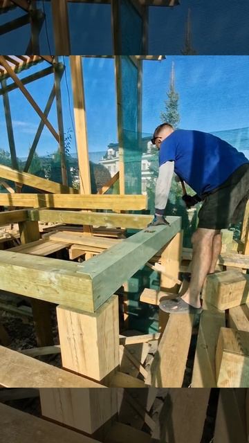 Беседка 25м². Мауэрлат и конёк. смотреть онлайн