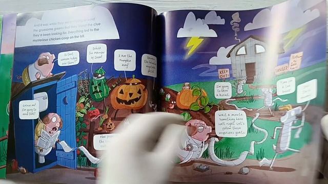 Обзор книги The Mystery Of The Haunted Farm. Ссылка на наш магазин в ВК в шапке профиля.