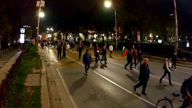 #Протести2020 ... към Ректората на СУ ...протест #ден117 ... #оставка на #борисов и #гешев