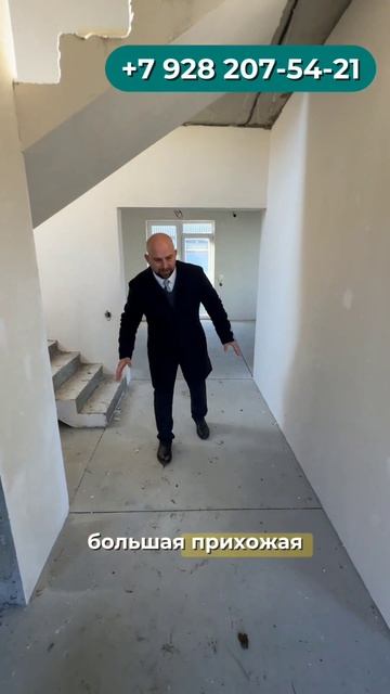 Двухэтажный дом в пригороде Новороссийска по цене ква