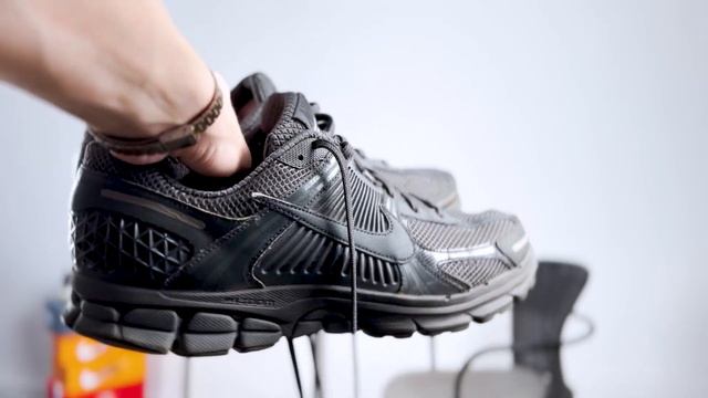НЕ ПОКУПАЙ nike zoom vomero 5 *пока не посмотришь это видео* 🫣 смотреть онлайн