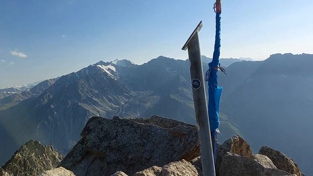 Большой Алматинский Пик (3680 м)