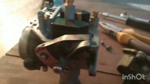 Что делать если с отстойника карба течет бенз при открытии краника.