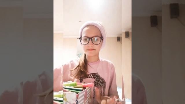 Делаю бумажные ногти🤣🗿 смотреть онлайн