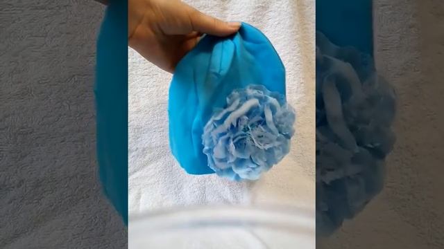 Шапка с цветочком (на ОГ: 48-53см). Код 44